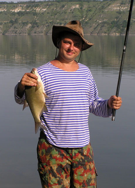 http://fishing.vn.ua/karp/foto/2010/dnestr/l23.jpg